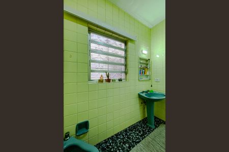 Casa à venda com 150m², 2 quartos e 1 vagaBanheiro de Serviço