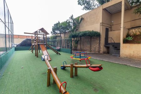 Apartamento para alugar com 69m², 2 quartos e 1 vaga Apartamento para alugar com 69m², 2 quartos e 1 vagaÁrea comum - Playground