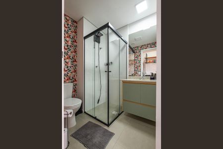 Banheiro de kitnet/studio para alugar com 1 quarto, 24m² em Vila Madalena, São Paulo