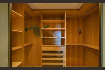 Apartamento à venda com 4 quartos, 330m² em Santo Amaro, São Paulo