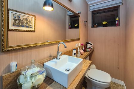 Casa à venda com 189m², 3 quartos e 3 vagasLavabo