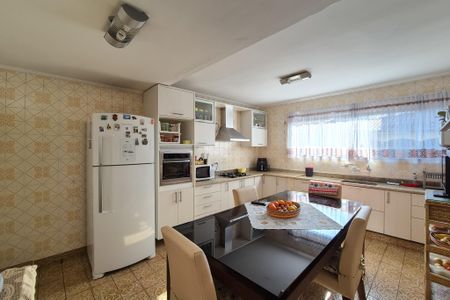Casa à venda com 189m², 3 quartos e 3 vagasCozinha