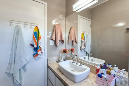 Casa à venda com 189m², 3 quartos e 3 vagasBanheiro da Suíte
