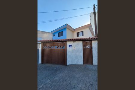 Casa à venda com 189m², 3 quartos e 3 vagasFachada