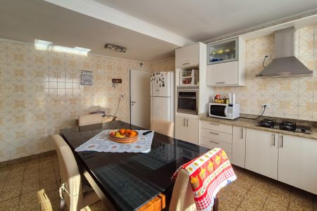 Casa à venda com 189m², 3 quartos e 3 vagasCozinha