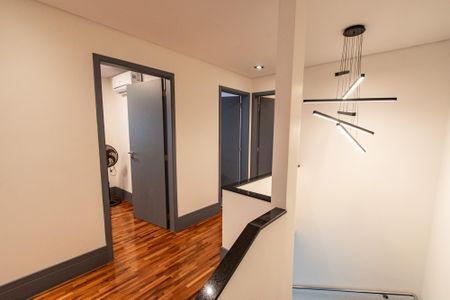 Casa à venda com 300m², 3 quartos e 4 vagasCorredor