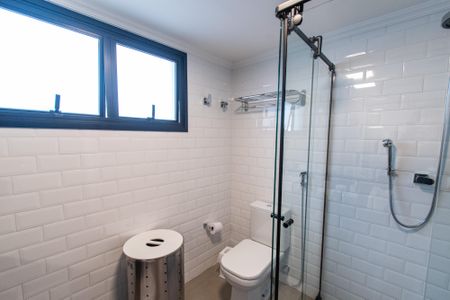 Casa à venda com 300m², 3 quartos e 4 vagasBanheiro Social