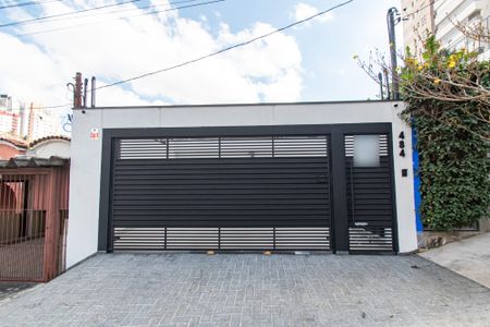 Casa à venda com 300m², 3 quartos e 4 vagasFachada