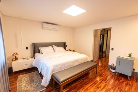 Casa à venda com 300m², 3 quartos e 4 vagasSuíte