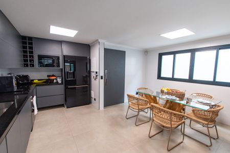 Casa à venda com 300m², 3 quartos e 4 vagasCozinha