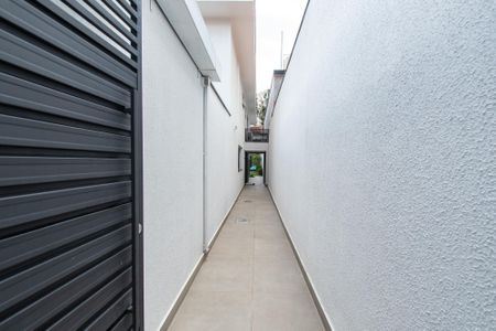 Casa à venda com 300m², 3 quartos e 4 vagasCorredor