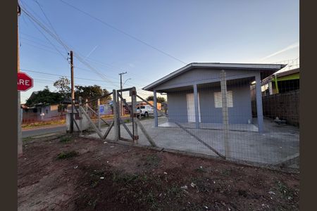 Casa para alugar com 60m², 2 quartos e 2 vagasPlaquinha fachada