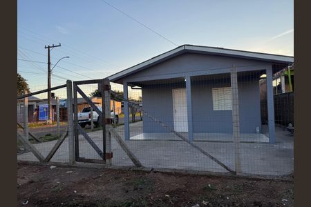Casa para alugar com 60m², 2 quartos e 2 vagasPlaquinha fachada