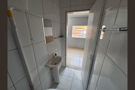 Casa para alugar com 60m², 2 quartos e 2 vagasBanheiro