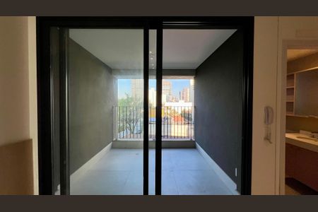 Varanda de kitnet/studio para alugar com 1 quarto, 30m² em Pinheiros, São Paulo