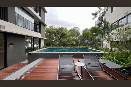 Studio para alugar com 30m², 1 quarto e sem vagaPiscina