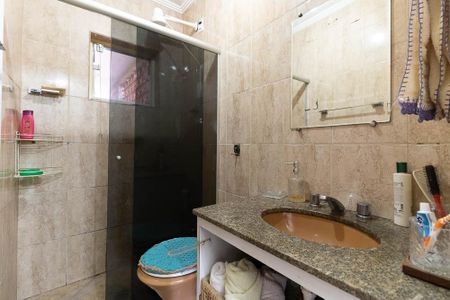 Casa à venda com 110m², 2 quartos e 2 vagasBanheiro da Suíte
