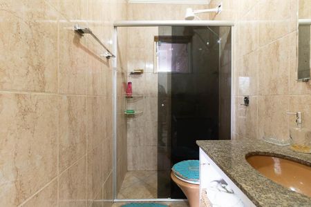 Casa à venda com 110m², 2 quartos e 2 vagasBanheiro da Suíte