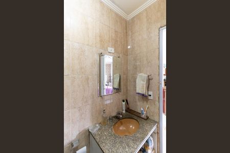 Casa à venda com 110m², 2 quartos e 2 vagasBanheiro da Suíte