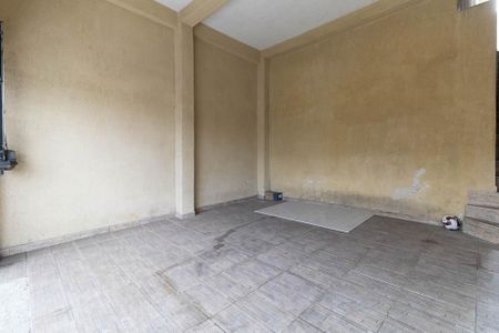 Casa à venda com 110m², 2 quartos e 2 vagasGaragem