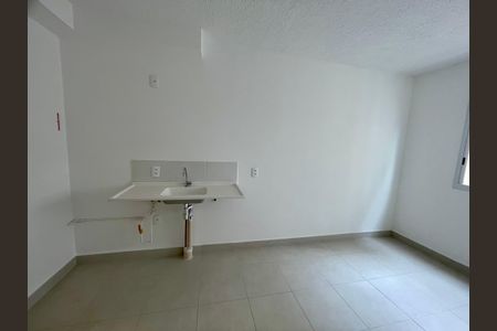 Apartamento para alugar com 32m², 2 quartos e sem vaga Apartamento para alugar com 32m², 2 quartos e sem vagaCozinha