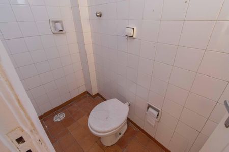 Apartamento à venda com 135m², 2 quartos e 1 vagaÁrea de Serviço