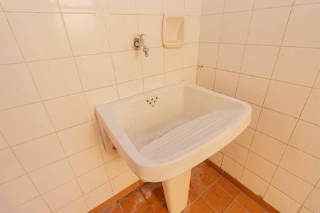 Apartamento à venda com 135m², 2 quartos e 1 vagaÁrea de Serviço