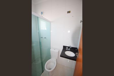 Casa de condomínio à venda com 60m², 2 quartos e 1 vaga Casa de condomínio à venda com 60m², 2 quartos e 1 vagaBanheiro Suíte 1