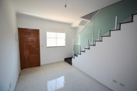 Sala/Cozinha de casa de condomínio à venda com 2 quartos, 60m² em Vila Nova Manchester, São Paulo