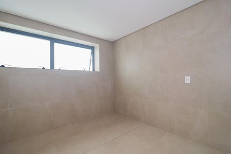 Apartamento à venda com 330m², 4 quartos e 4 vagasBanheiro da Suíte 1
