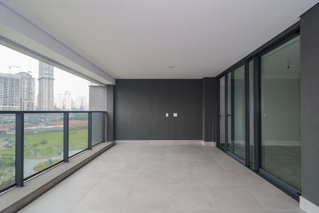 Apartamento à venda com 330m², 4 quartos e 4 vagasVaranda Gourmet