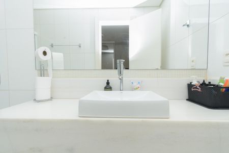 Casa à venda com 300m², 4 quartos e 3 vagas Casa à venda com 300m², 4 quartos e 3 vagasBanheiro da Suíte 1