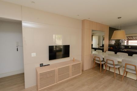 Sala de casa à venda com 4 quartos, 300m² em Araguaia, Belo Horizonte