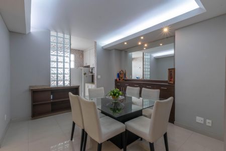 Sala de apartamento à venda com 3 quartos, 125m² em Santo Antônio, Belo Horizonte