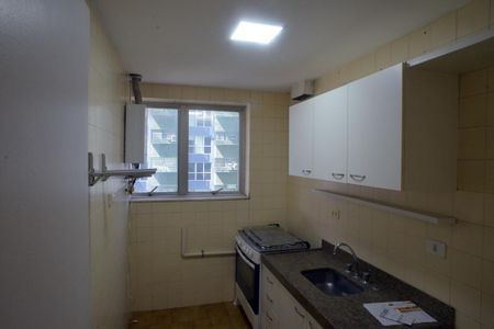 Apartamento à venda com 71m², 1 quarto e 1 vagaCozinha