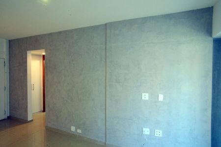 Sala de apartamento à venda com 1 quarto, 71m² em Barra da Tijuca, Rio de Janeiro