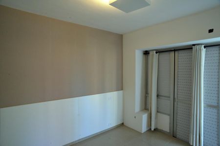 Apartamento à venda com 71m², 1 quarto e 1 vagaQuarto