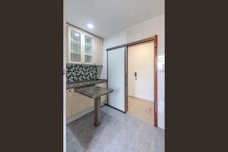 Apartamento para alugar com 97m², 2 quartos e 1 vagaCozinha