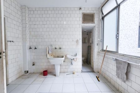 Apartamento à venda com 191m², 4 quartos e 1 vagaÁrea de serviço