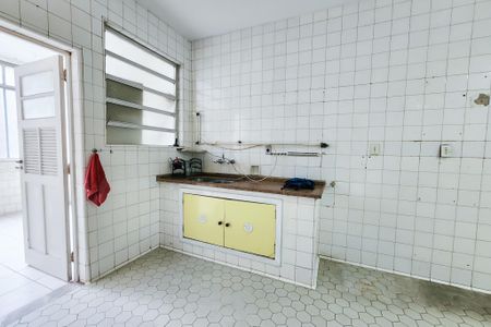 Apartamento à venda com 191m², 4 quartos e 1 vagaCozinha