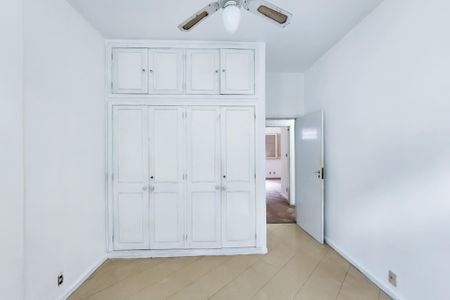 Apartamento à venda com 191m², 4 quartos e 1 vagaQuarto 2
