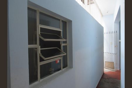 Casa à venda com 250m², 1 quarto e 4 vagasCorredor