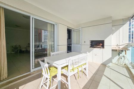 Apartamento para alugar com 99m², 2 quartos e 2 vagasVaranda