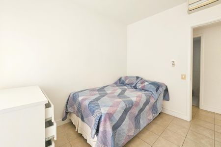 Apartamento para alugar com 99m², 2 quartos e 2 vagasQuarto 