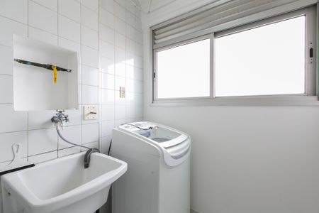 Apartamento para alugar com 68m², 2 quartos e 1 vaga Apartamento para alugar com 68m², 2 quartos e 1 vagaÁrea de Serviço