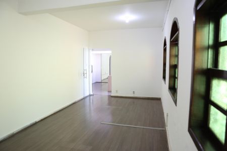 Casa para alugar com 350m², 6 quartos e 4 vagasQuarto 3