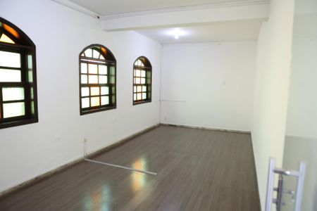 Casa para alugar com 350m², 6 quartos e 4 vagasQuarto 3