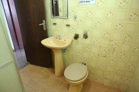 Casa para alugar com 350m², 6 quartos e 4 vagasBanheiro 1