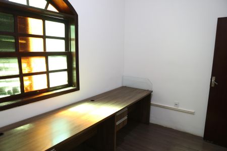 Casa para alugar com 350m², 6 quartos e 4 vagasQuarto 2