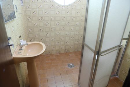 Casa para alugar com 350m², 6 quartos e 4 vagasBanheiro 2